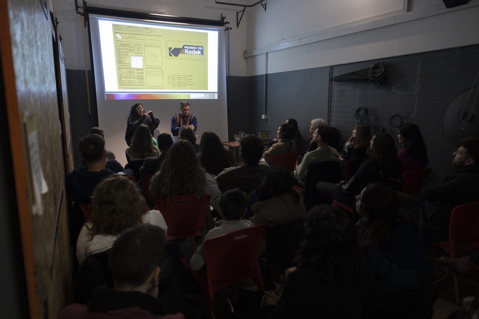 Error: Archivo incompleto, charla, foto 3